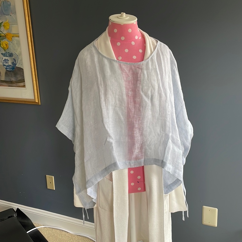 NWT Eileen Fisher linen poncho cape wrap overlay. Size m\l